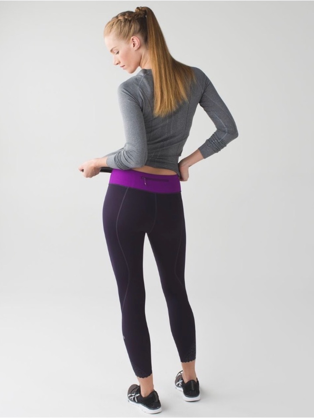 lululemon athletica tight stuff tight reflective in black grape/tender violet 8